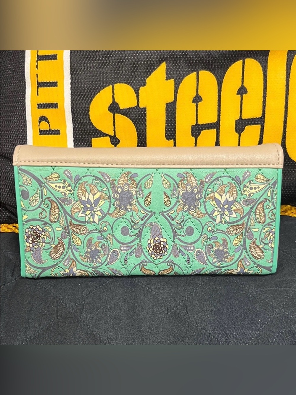 Love's Envelope Clutch Wallet in mint/beige - Picture 2 of 4